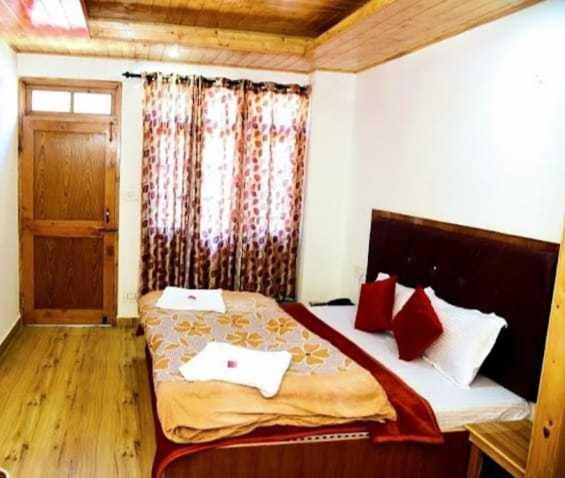 Himalayan Palace Otel Manāli Dış mekan fotoğraf