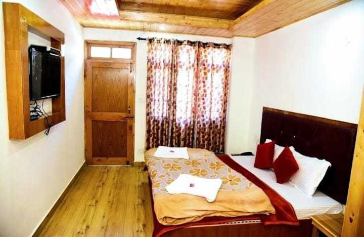 Himalayan Palace Otel Manāli Dış mekan fotoğraf